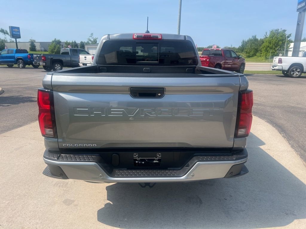 2025 Chevrolet Colorado WT/LT