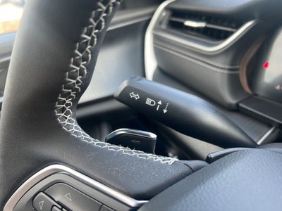 2025 Jeep Grand Cherokee GRAND CHEROKEE L ALTITUDE 4X4