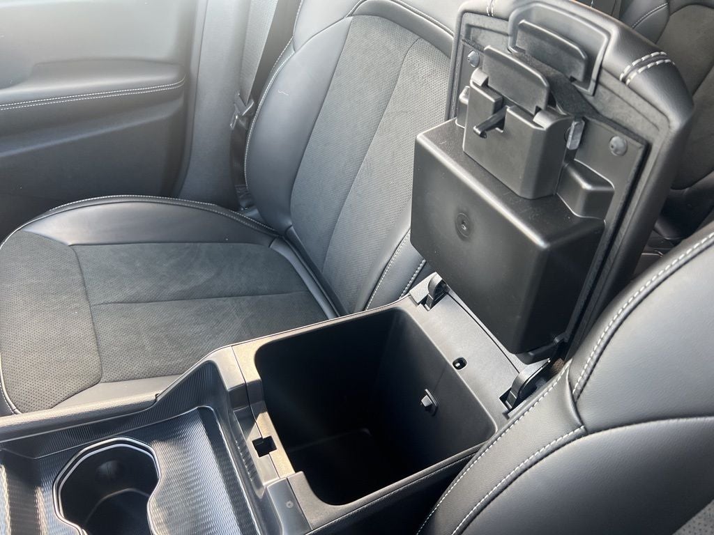 2025 Jeep Grand Cherokee GRAND CHEROKEE L ALTITUDE 4X4