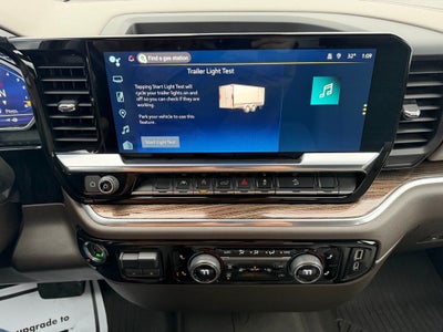 2022 Chevrolet Silverado 1500 4WD Crew Cab Short Bed RST